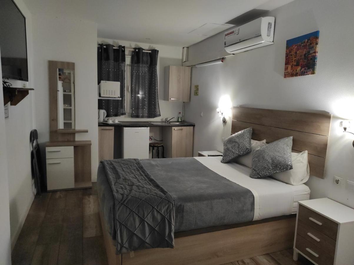 Hostal Olozaga - Alicante — Photos 1